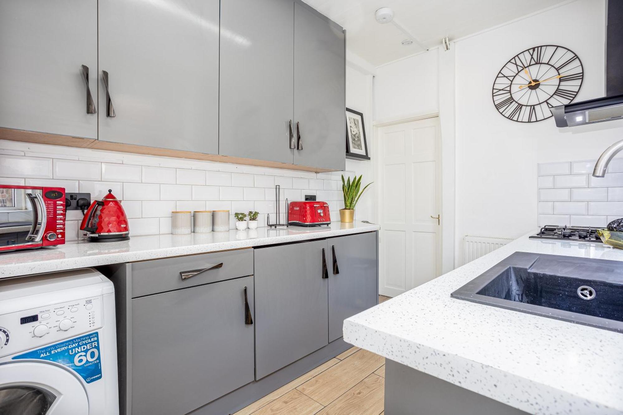 Coronation House By Yourstays - 3 Bedroom House In Newcastle-Under-Lyme Stoke-on-Trent Zewnętrze zdjęcie